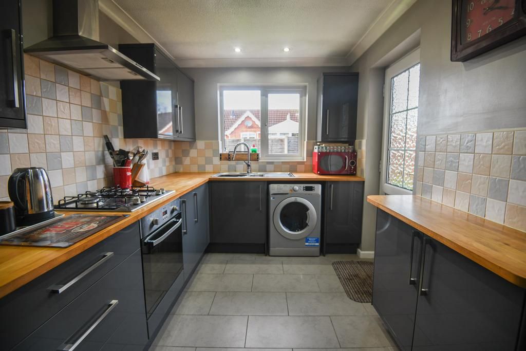 2 bed detached bungalow for sale in Malt Drive, South Brink, Wisbech