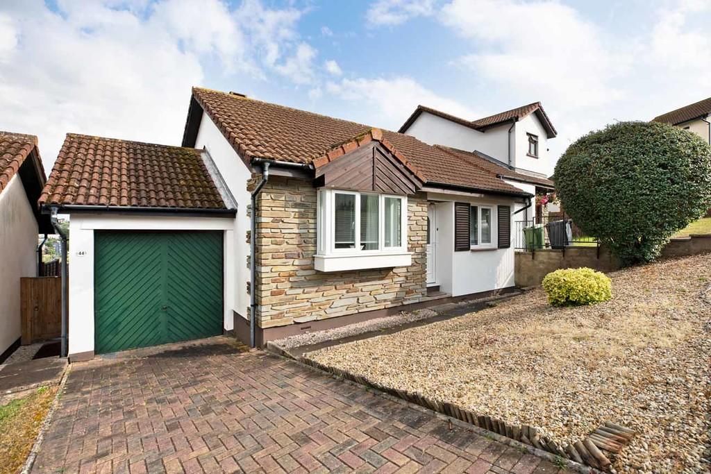 2 bed bungalow for sale in Valley Close, Teignmouth TQ14 Zoopla