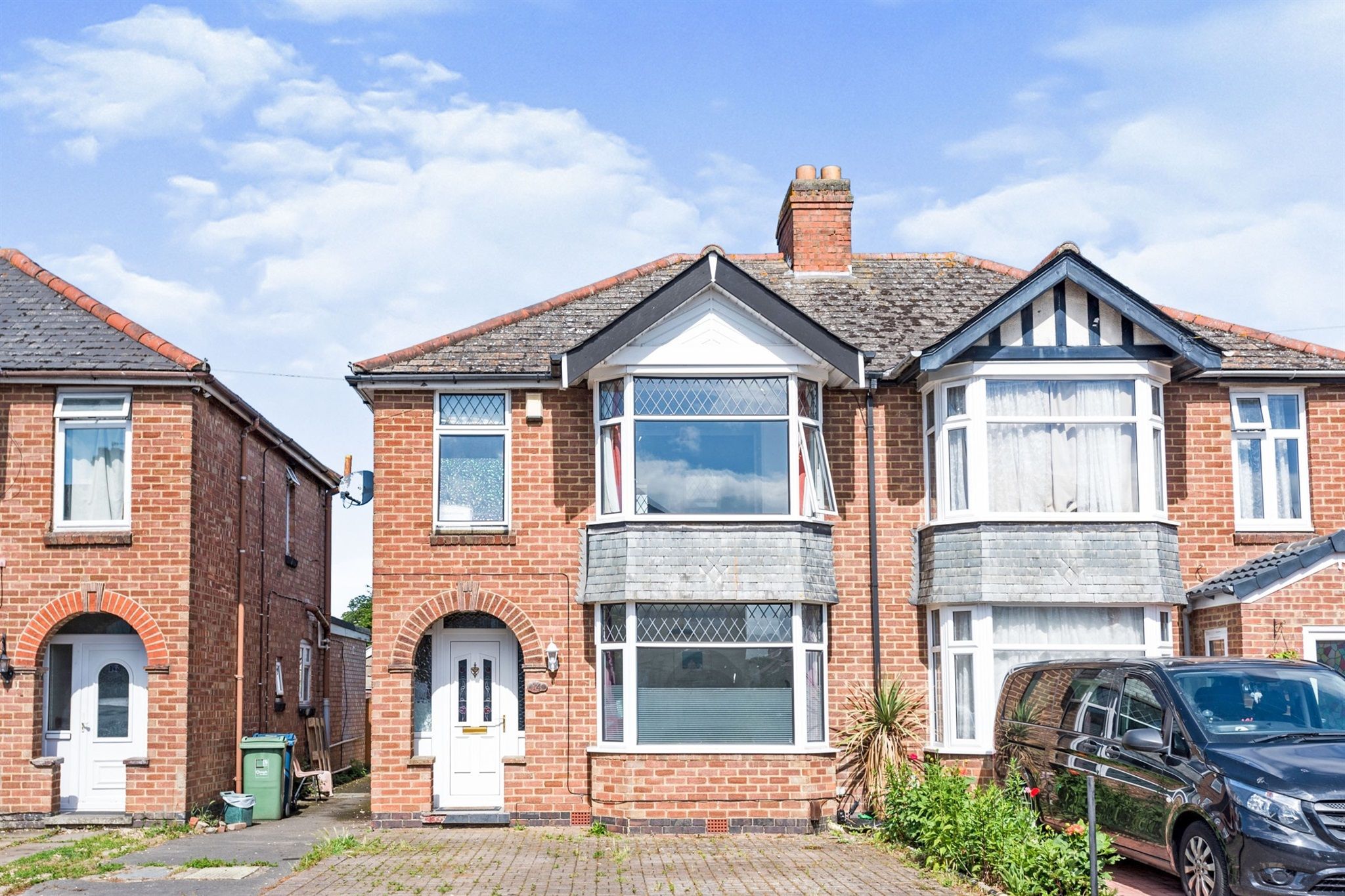 4 bed semidetached house for sale in Wilkins Road, Cowley, Oxford OX4