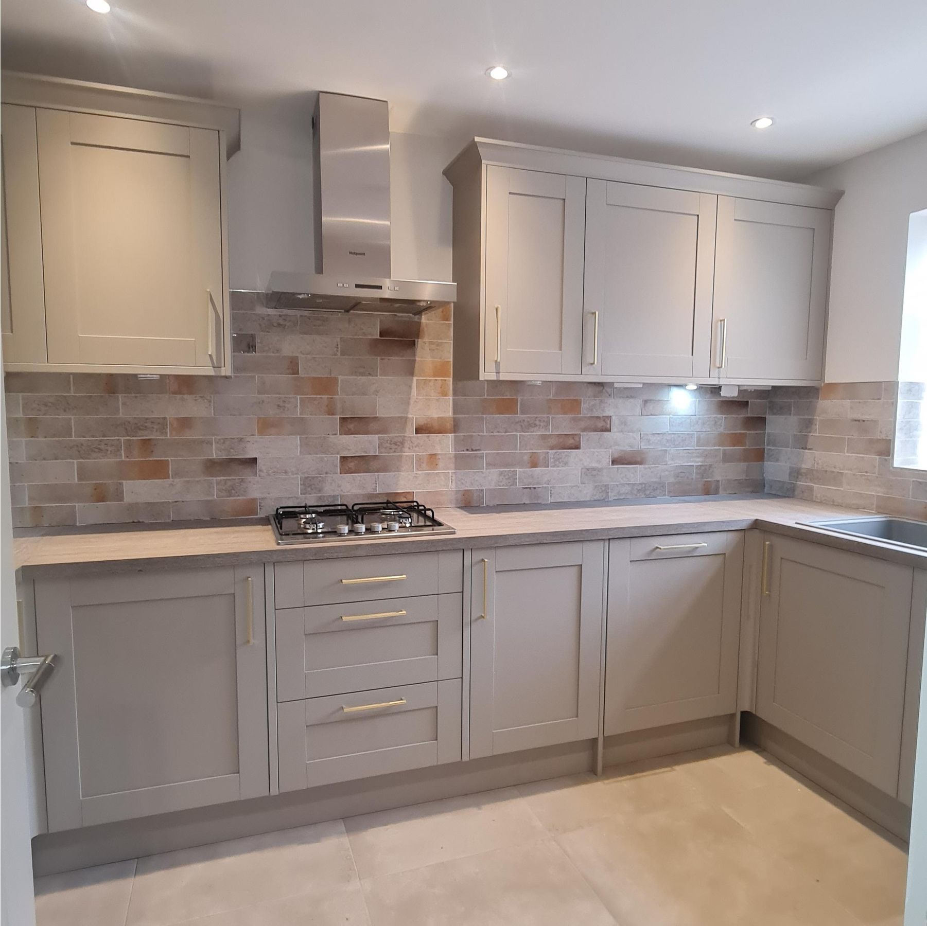 4 bed property to rent in Bank Street, Bradley, Bilston WV14 Zoopla