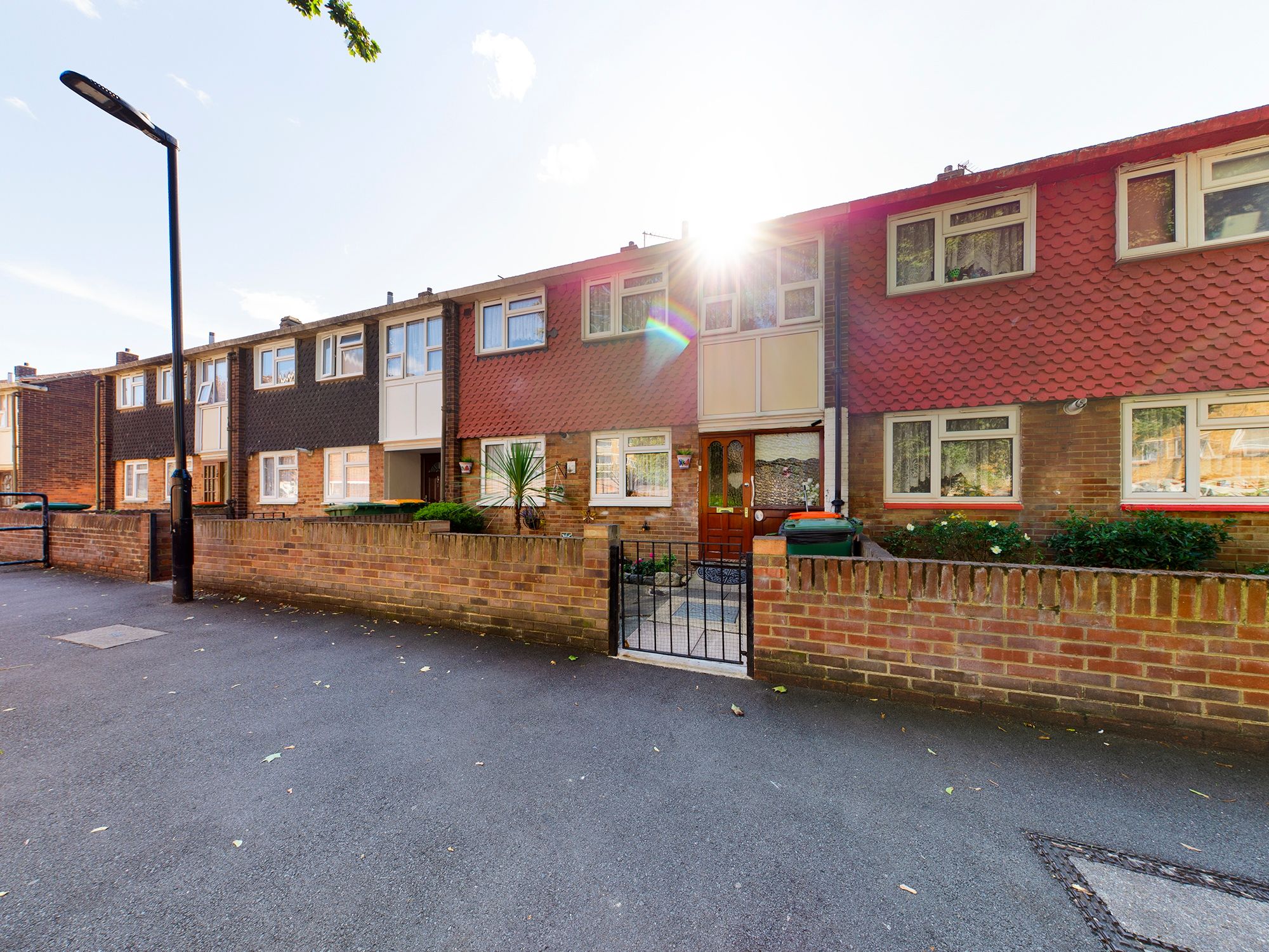 3 bed terraced house for sale in Albert Walk, London E16 Zoopla