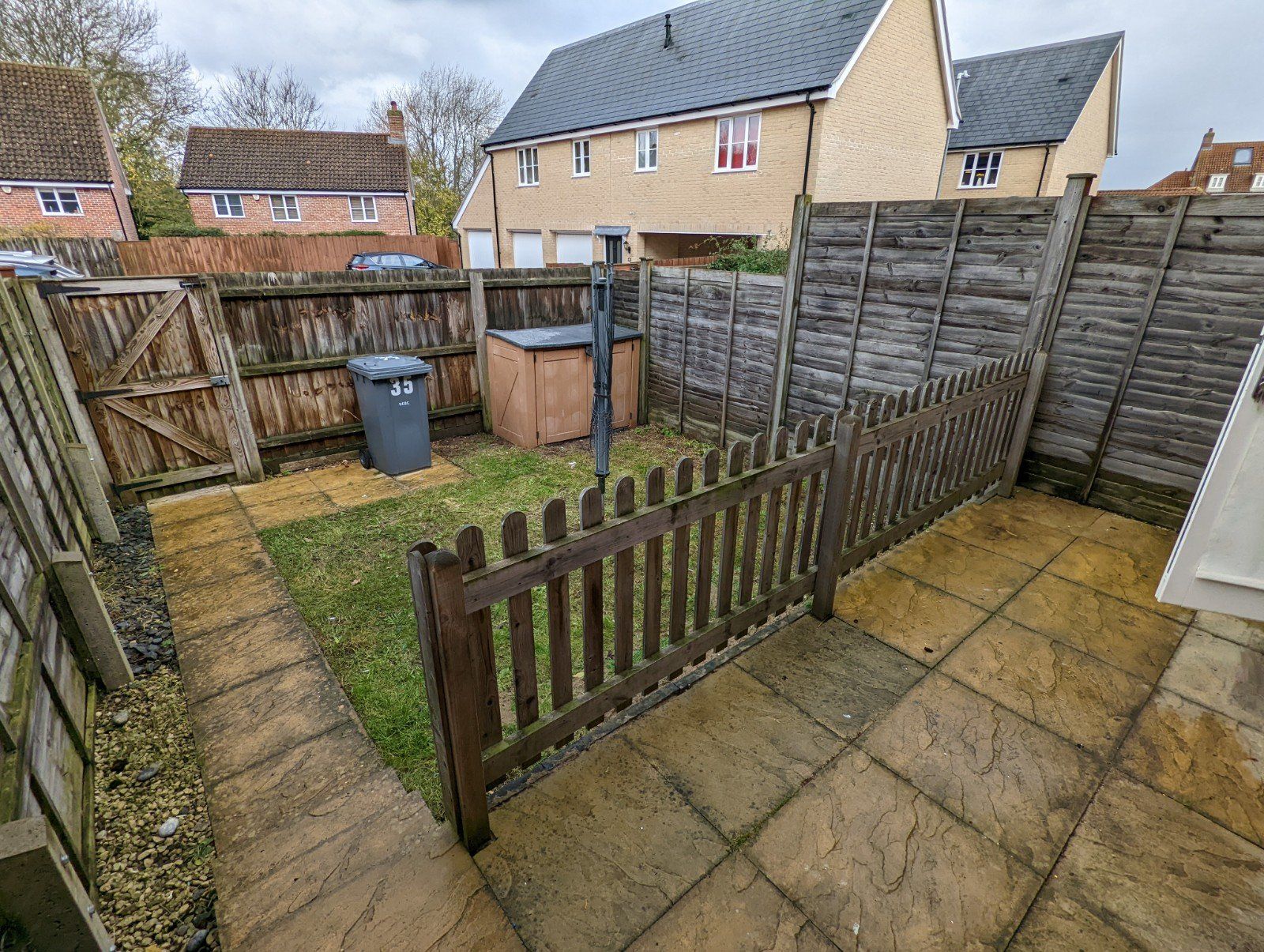 3 bed terraced house to rent in Warren Avenue, Saxmundham IP17 Zoopla