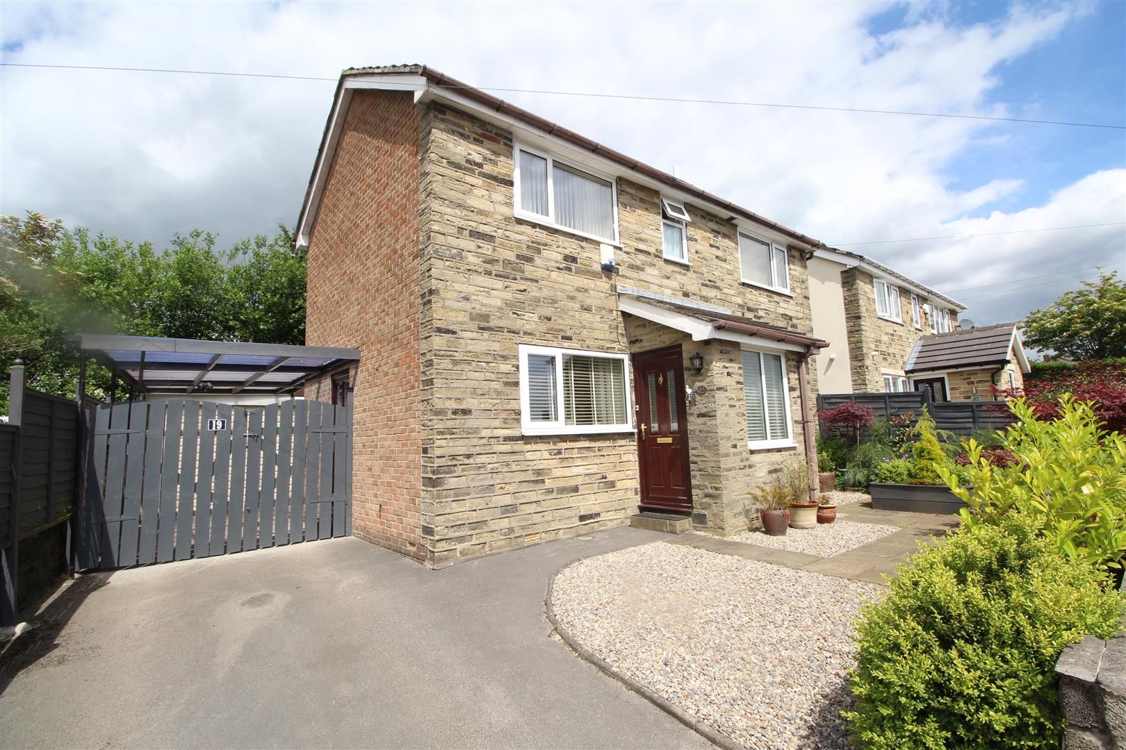 3 bed detached house for sale in Shelf Moor, Shelf, Halifax HX3 Zoopla