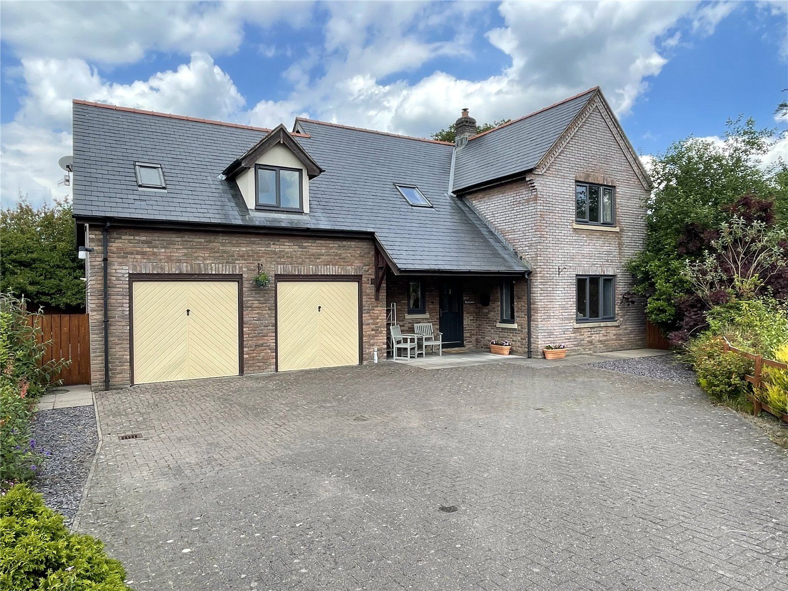5 bed detached house for sale in Parc Derw, Llanidloes, Powys SY18 Zoopla
