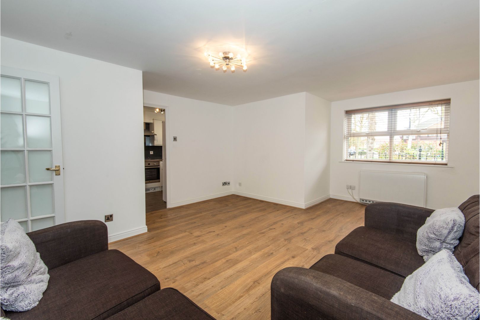 Elderfield Place, Tooting SW17  