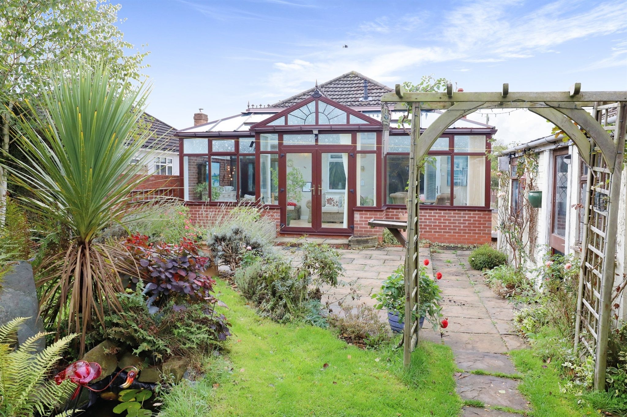 2 bed detached bungalow for sale in Stafford Road, Coven Heath