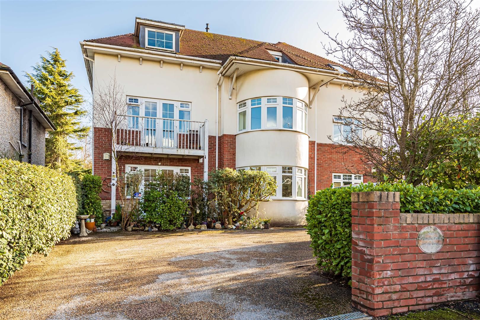 2 bed flat for sale in Queens Park South Drive, Bournemouth BH8 Zoopla
