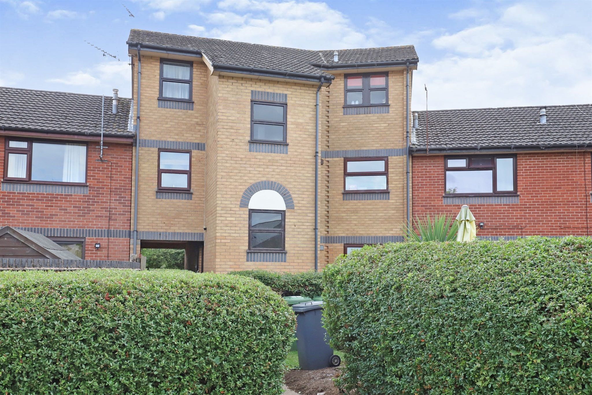 2 bed flat for sale in Mill Lane, Kidderminster DY11 Zoopla