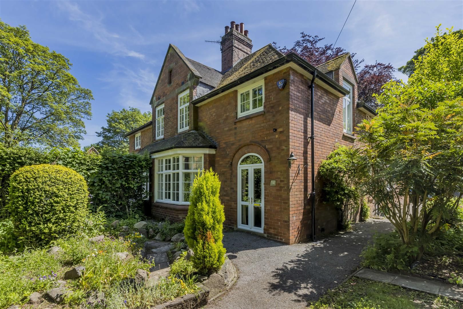 3 bed semidetached house for sale in Villa Road, Cheddleton