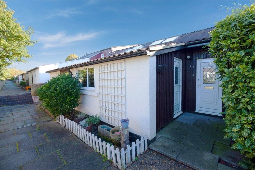 3 bed terraced house for sale in Longwick, Langdon Hills, Basildon SS16 Zoopla