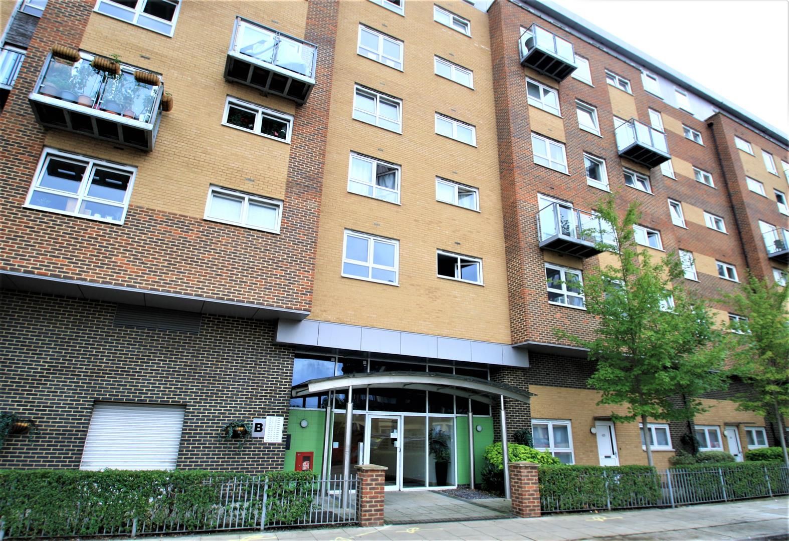 1 bed flat for sale in Cherrydown East, Basildon SS16 Zoopla