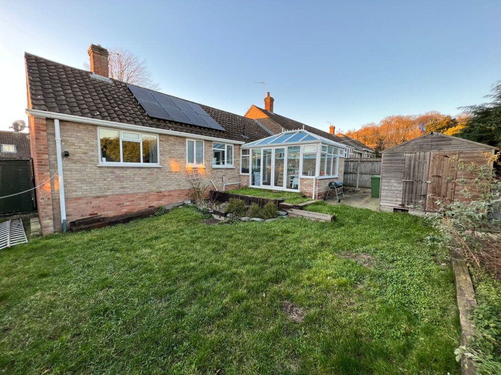 3 bed detached bungalow for sale in Green Hills Close, Costessey, Norwich NR8 Zoopla