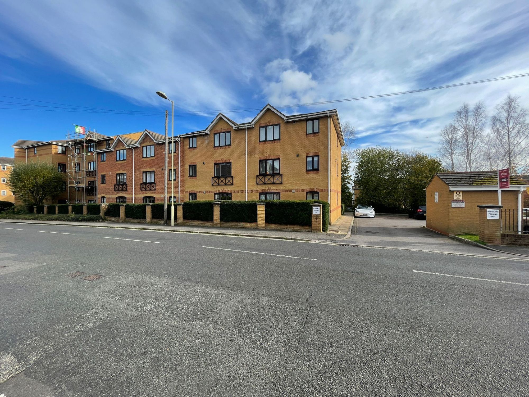 2 bed flat for sale in Ascot Court, Aldershot, Hampshire GU11 Zoopla