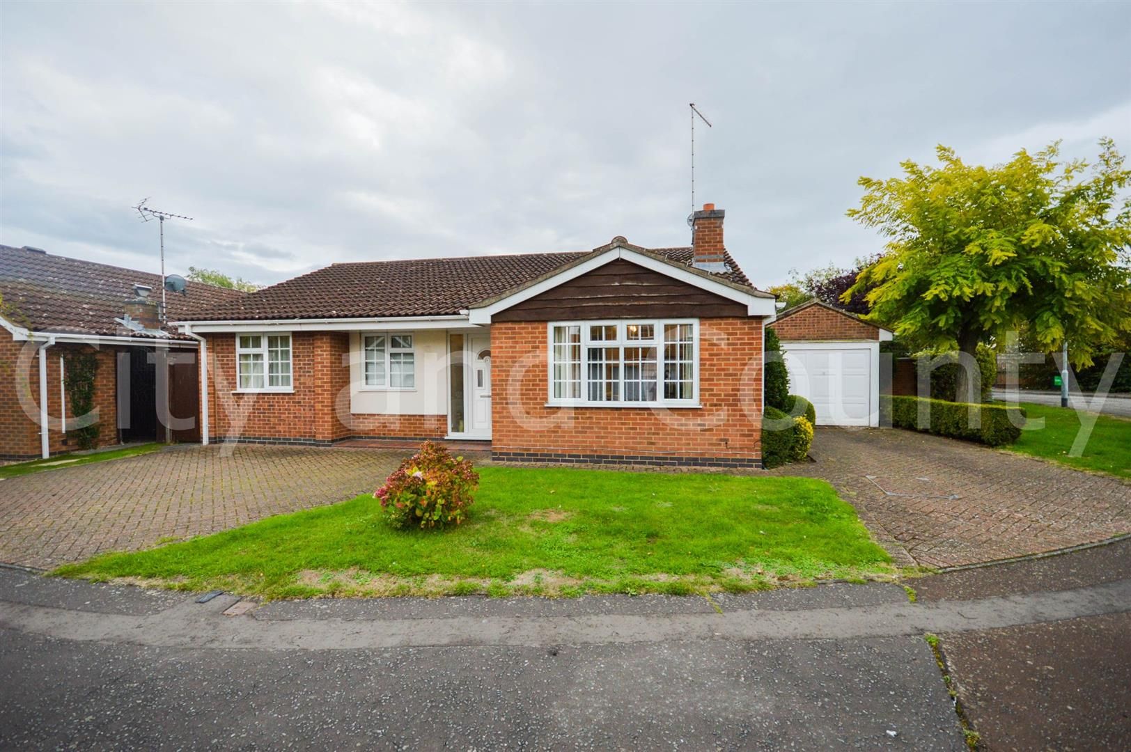4 bed detached bungalow for sale in Catherine Close, Orton Longueville