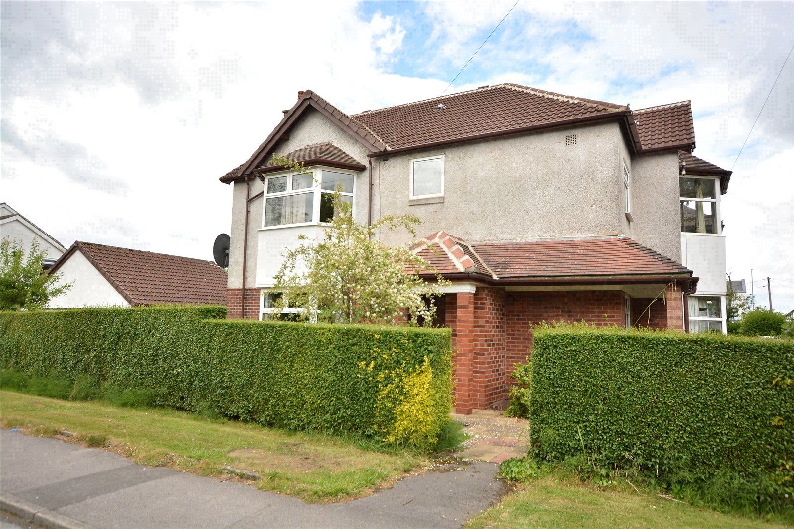 6 bed detached house for sale in Allerton Avenue, Leeds, West Yorkshire