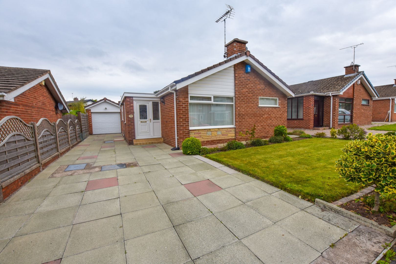 Merton Drive, Westminster Park, Chester CH4  