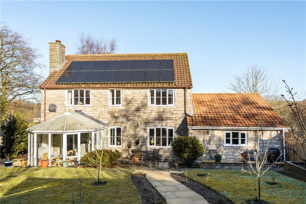 4 bed detached house for sale in Paulet Close, Hooke, Beaminster