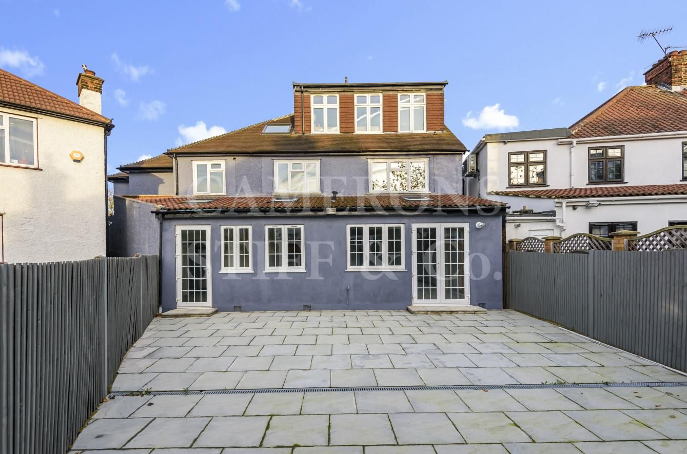 3 bed property to rent in Park Avenue North, Willesden Green NW10 Zoopla