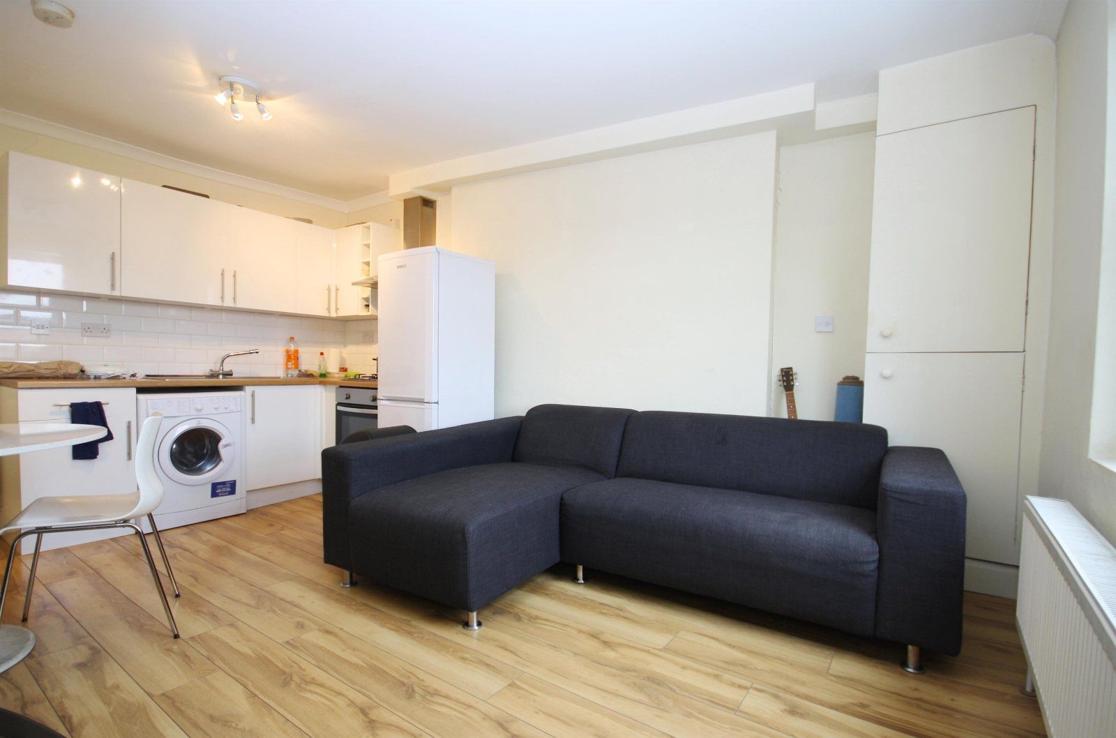 2 bed flat to rent in New Cross Road, New Cross, London SE14 Zoopla