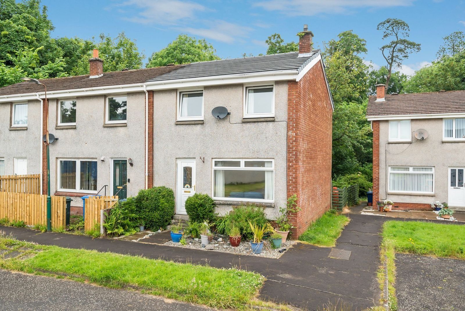3 bed end terrace house for sale in St Modans Way, Rosneath, Argyll
