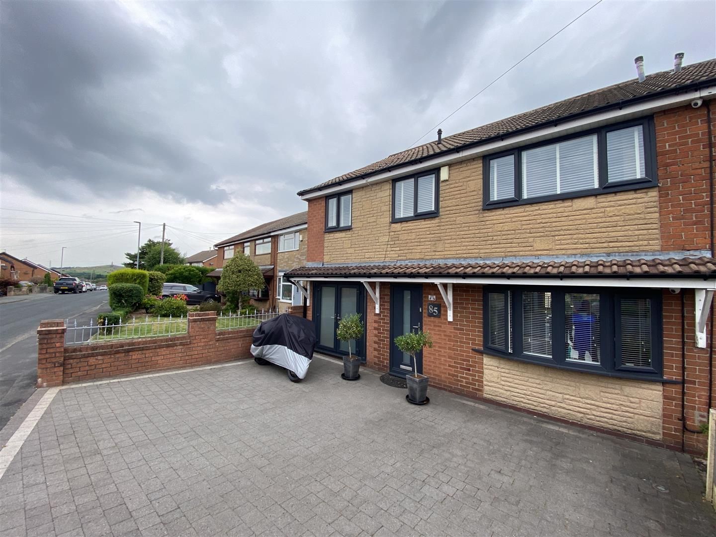 Broadhill Road, Stalybridge SK15  