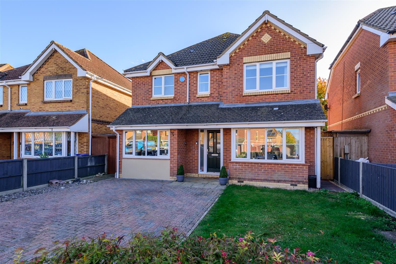 4 bed detached house for sale in Camomile Drive, Ludgershall, Andover