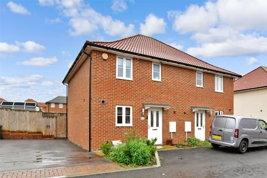 3 bed semidetached house for sale in Flatsheet Road, Aylesham