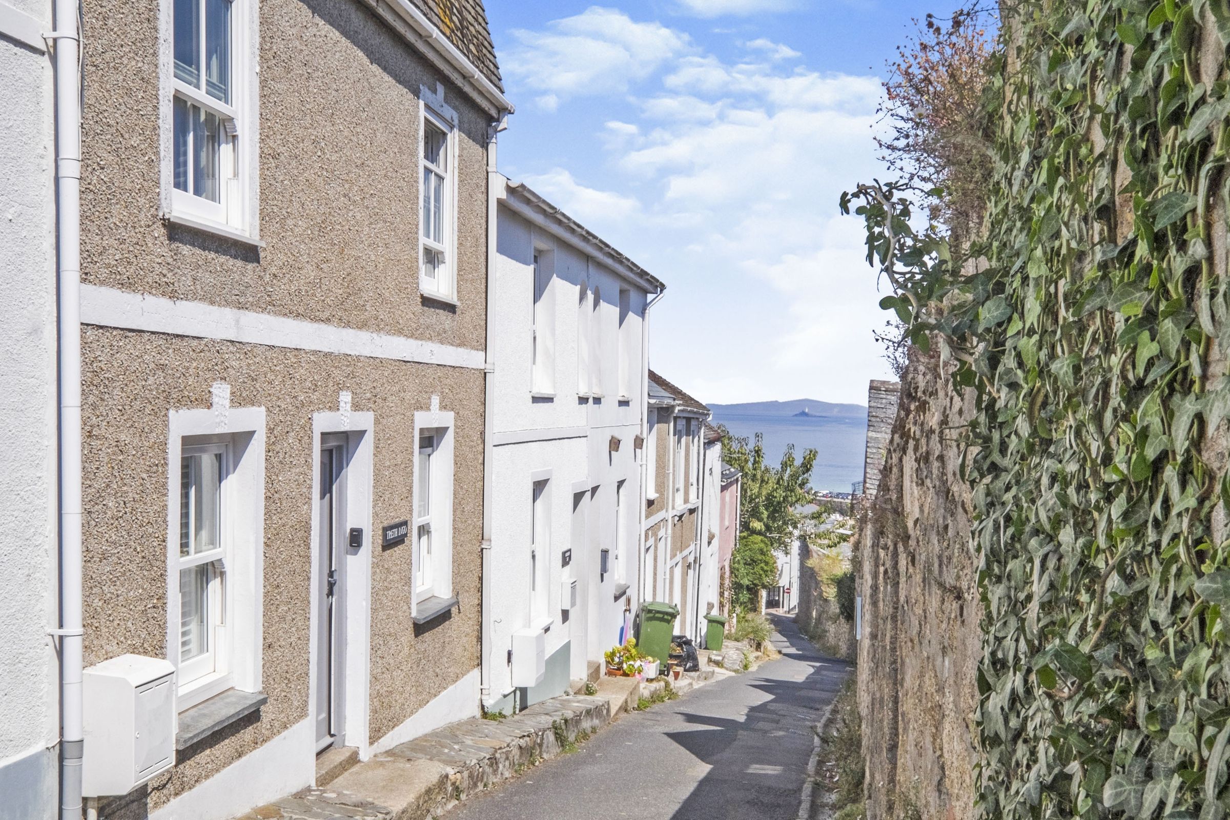 4 bed terraced house for sale in Mount Pleasant, St. Ives TR26 Zoopla