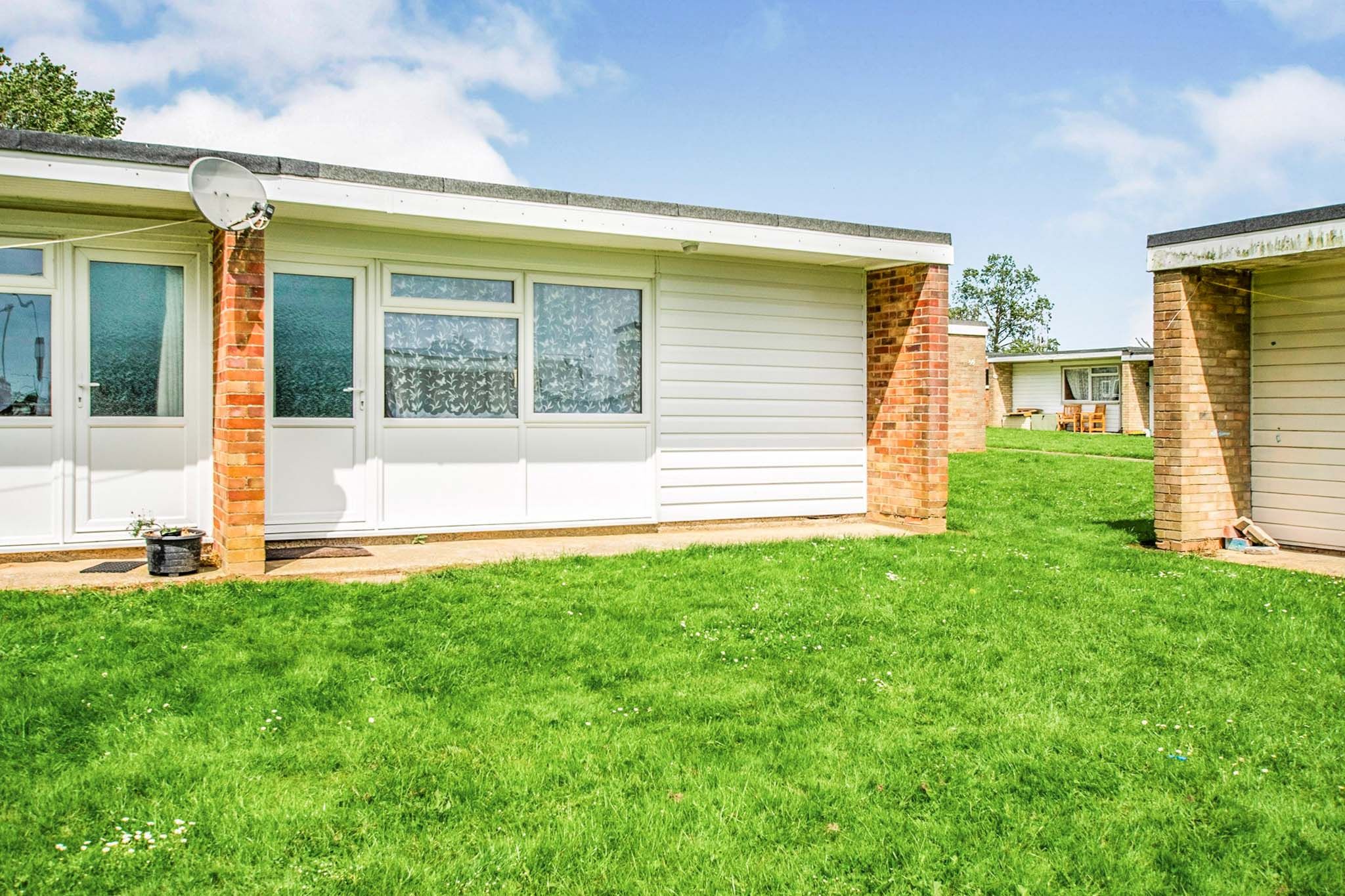 2 bed end terrace house for sale in Back Market Lane, Hemsby, Great