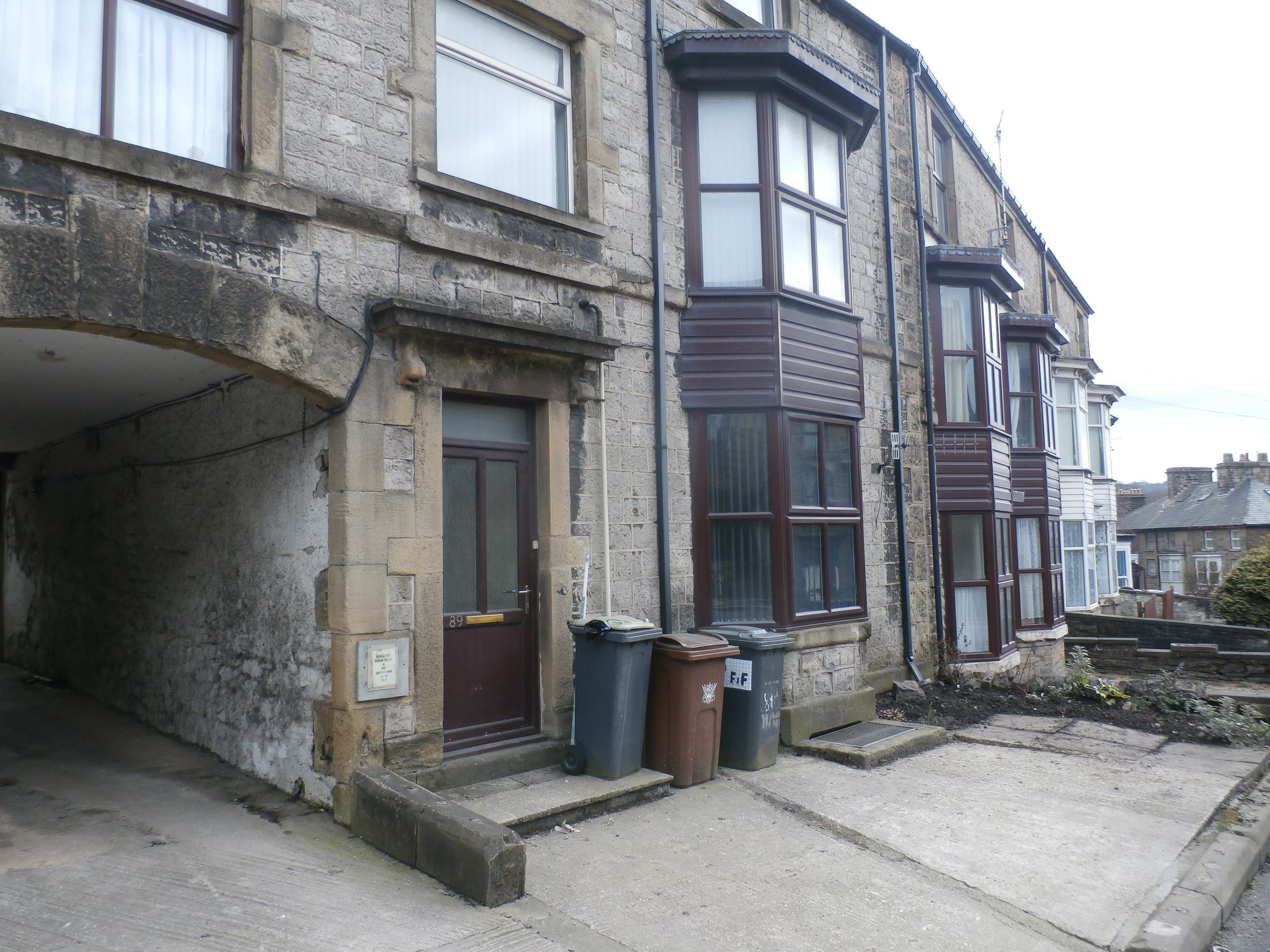 3 bed flat to rent in Fairfield Road, Buxton SK17 Zoopla