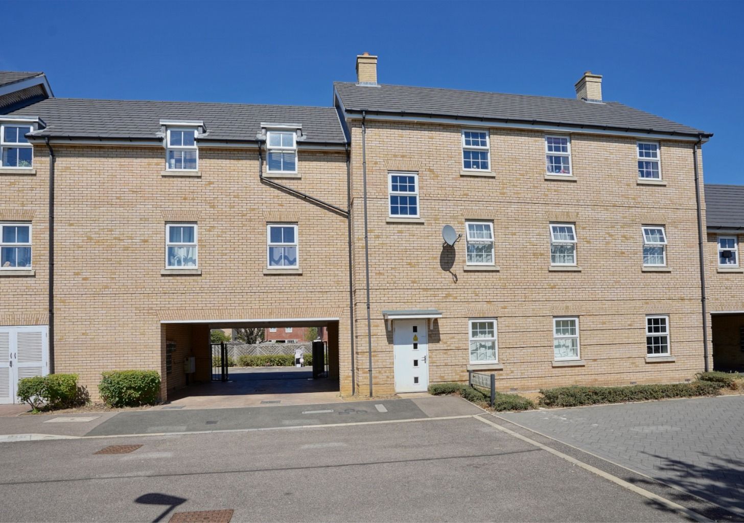 2 bed flat for sale in Fern Court, Eynesbury, St. Neots, Cambridgeshire