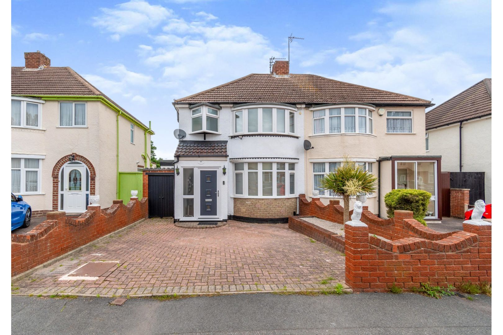 3 bed semidetached house for sale in Aldersley Avenue, Wolverhampton