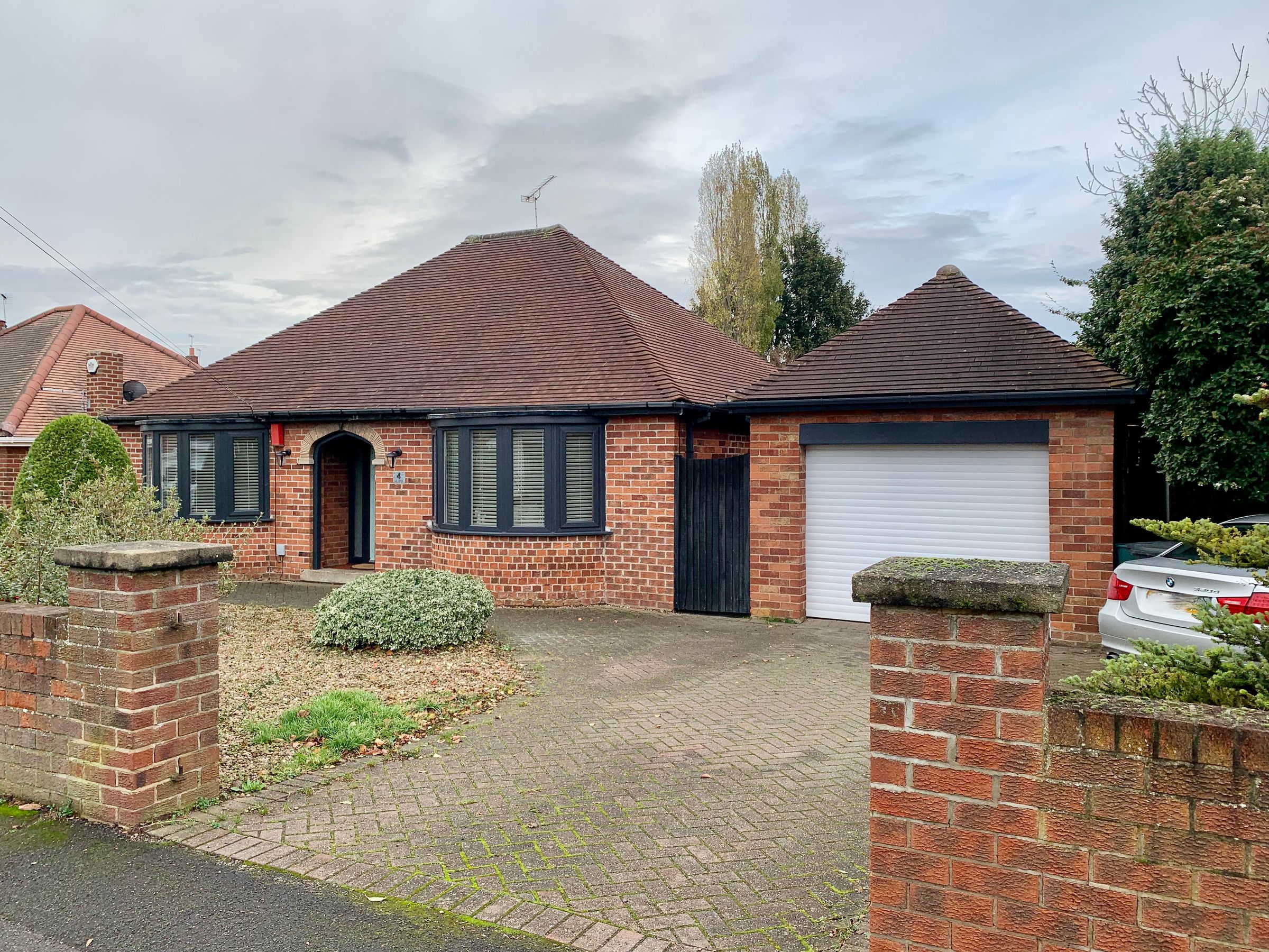 1 bed detached bungalow for sale in Cliff Crescent, Warmsworth