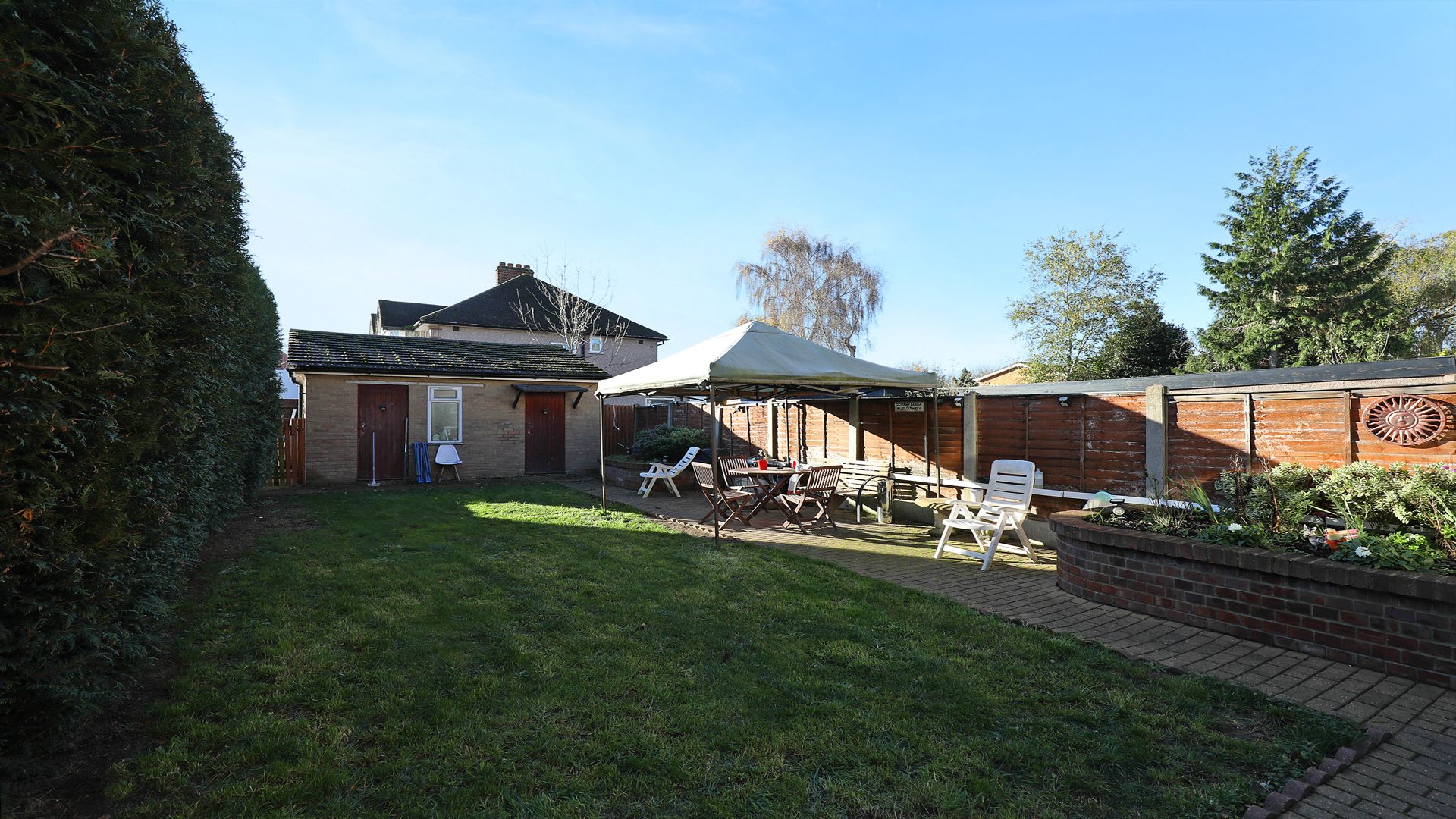 5 bed semidetached house for sale in Carlton Avenue, Feltham TW14 Zoopla