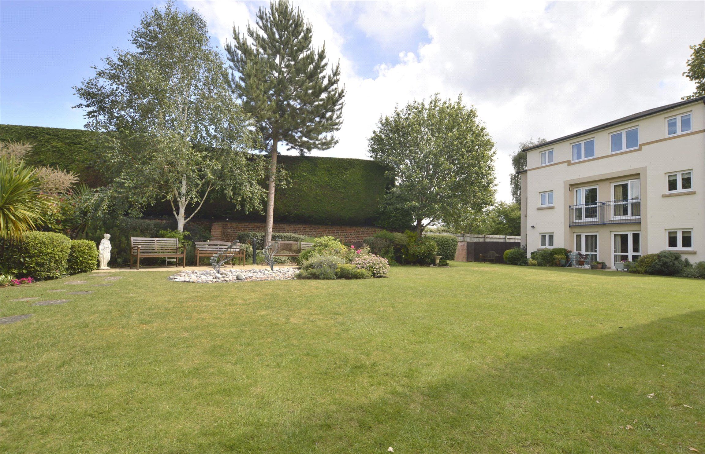 Lefroy Court, Talbot Road, Cheltenham, Gloucestershire GL51  