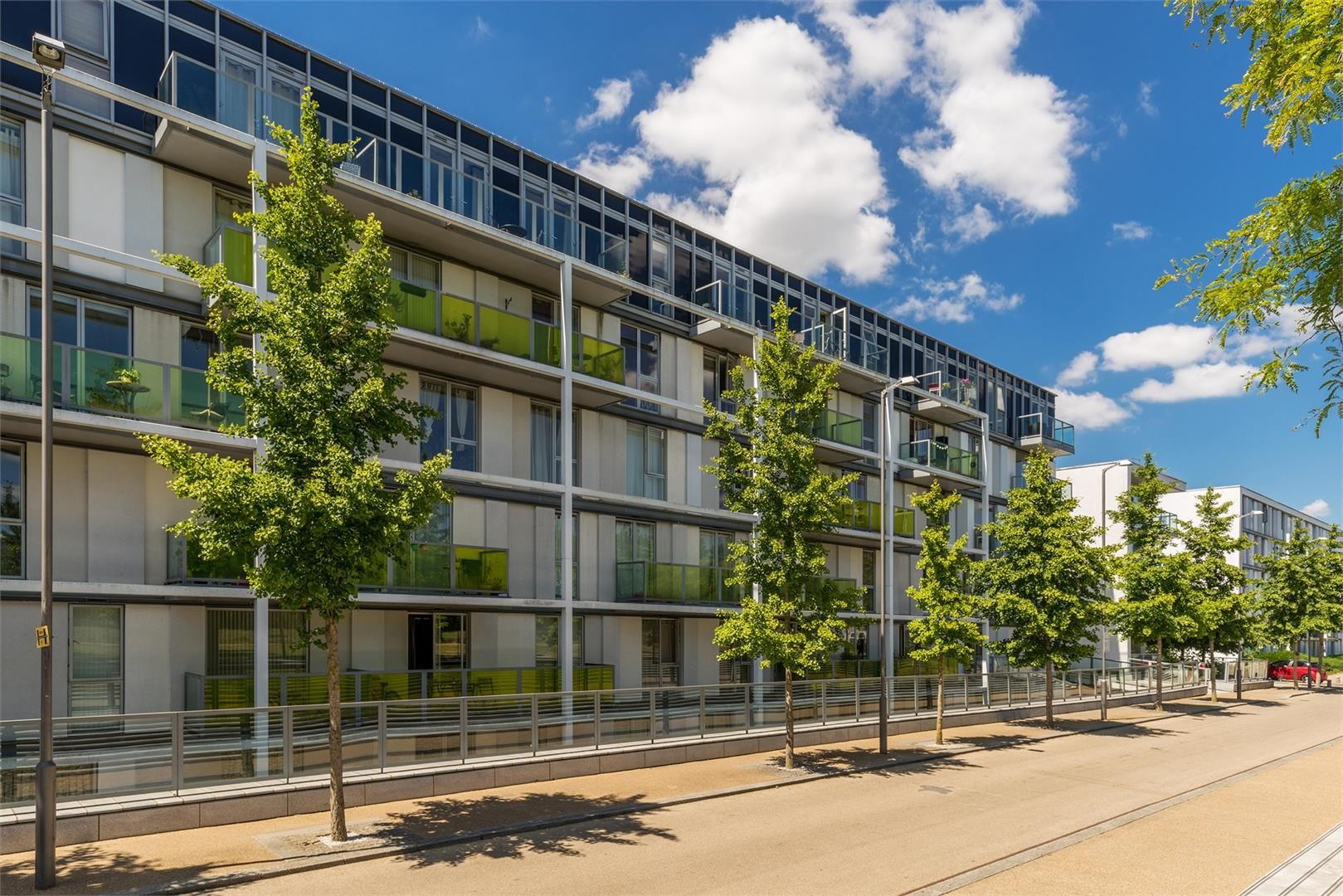 Chadwell Lane, New River Village, Hornsey N8  