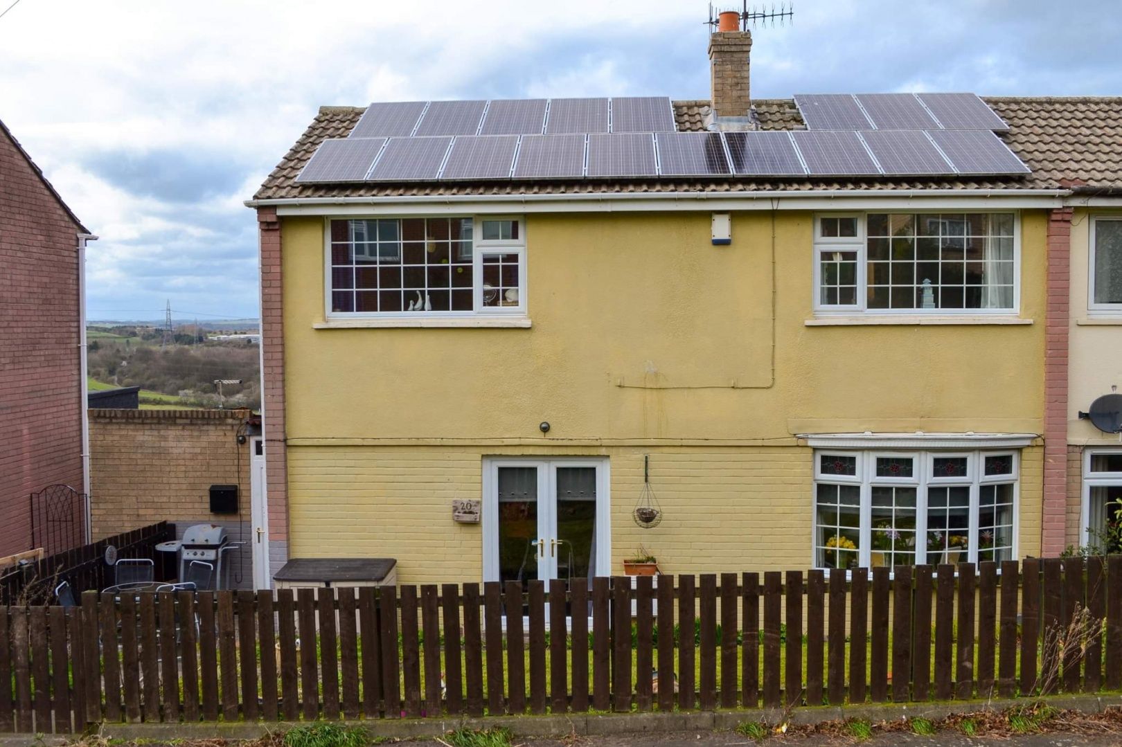 3 bed semidetached house for sale in Snowdrop Close, Winlaton, Blaydon