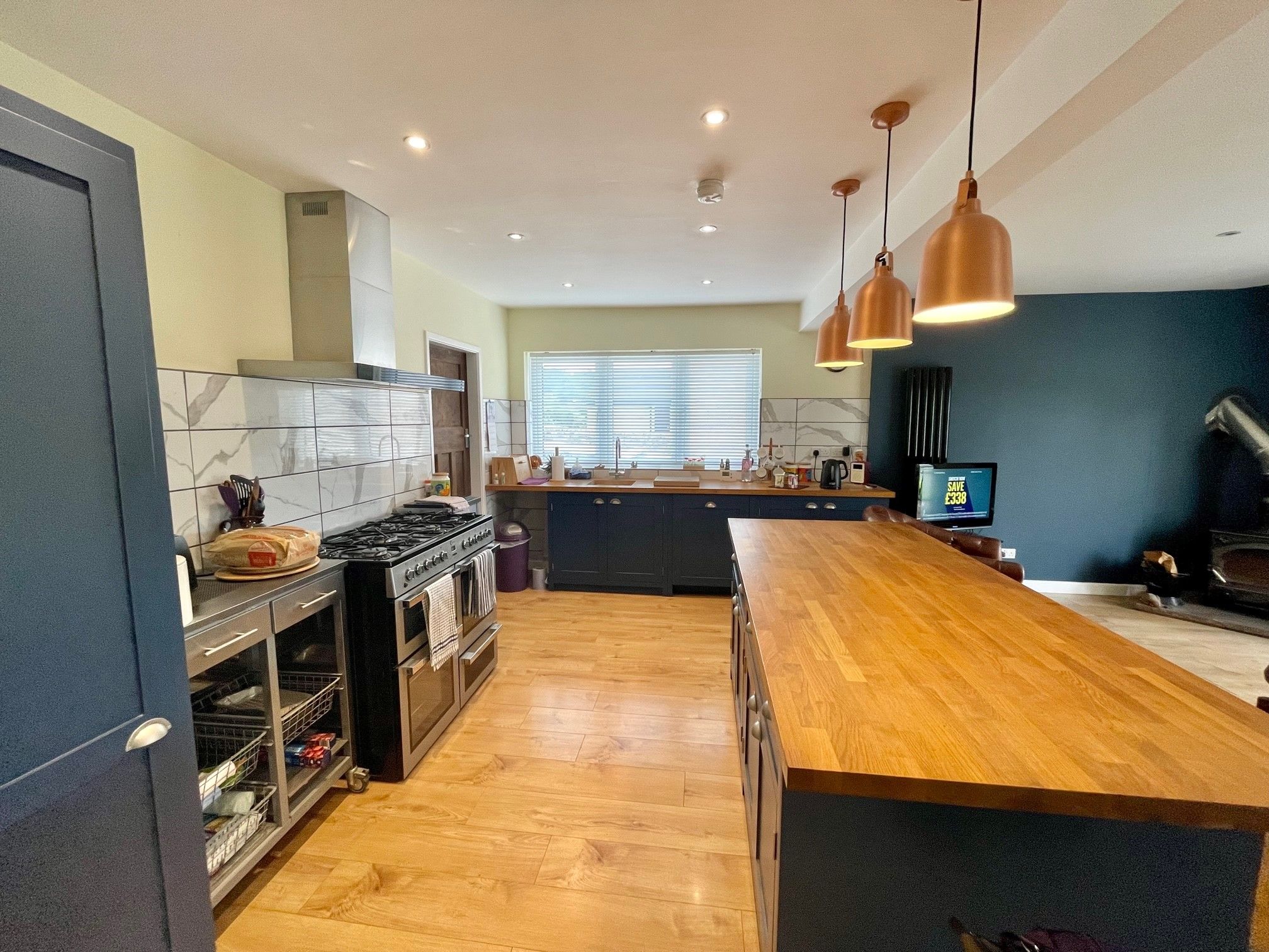 2 bed detached bungalow for sale in Old Hackney Lane, Matlock DE4 Zoopla