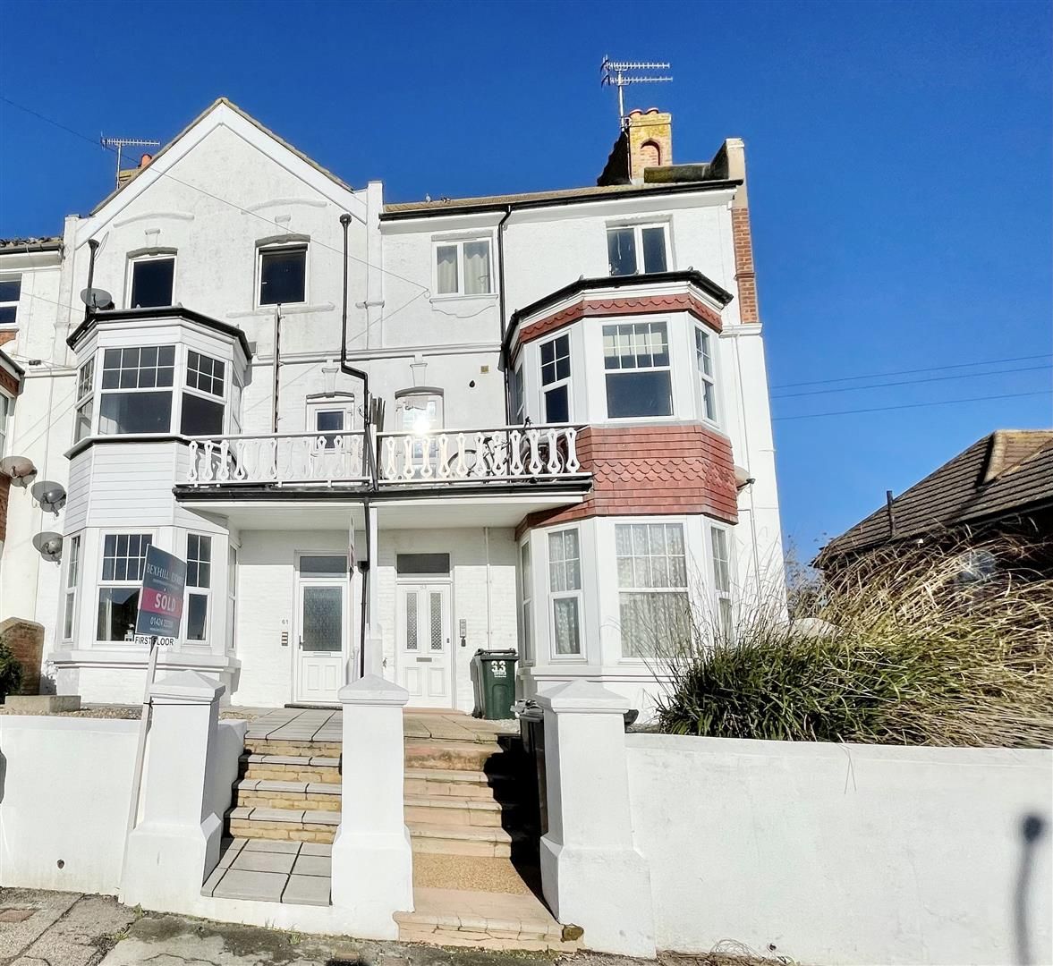 2 bed flat for sale in Cantelupe Road, BexhillOnSea TN40 Zoopla