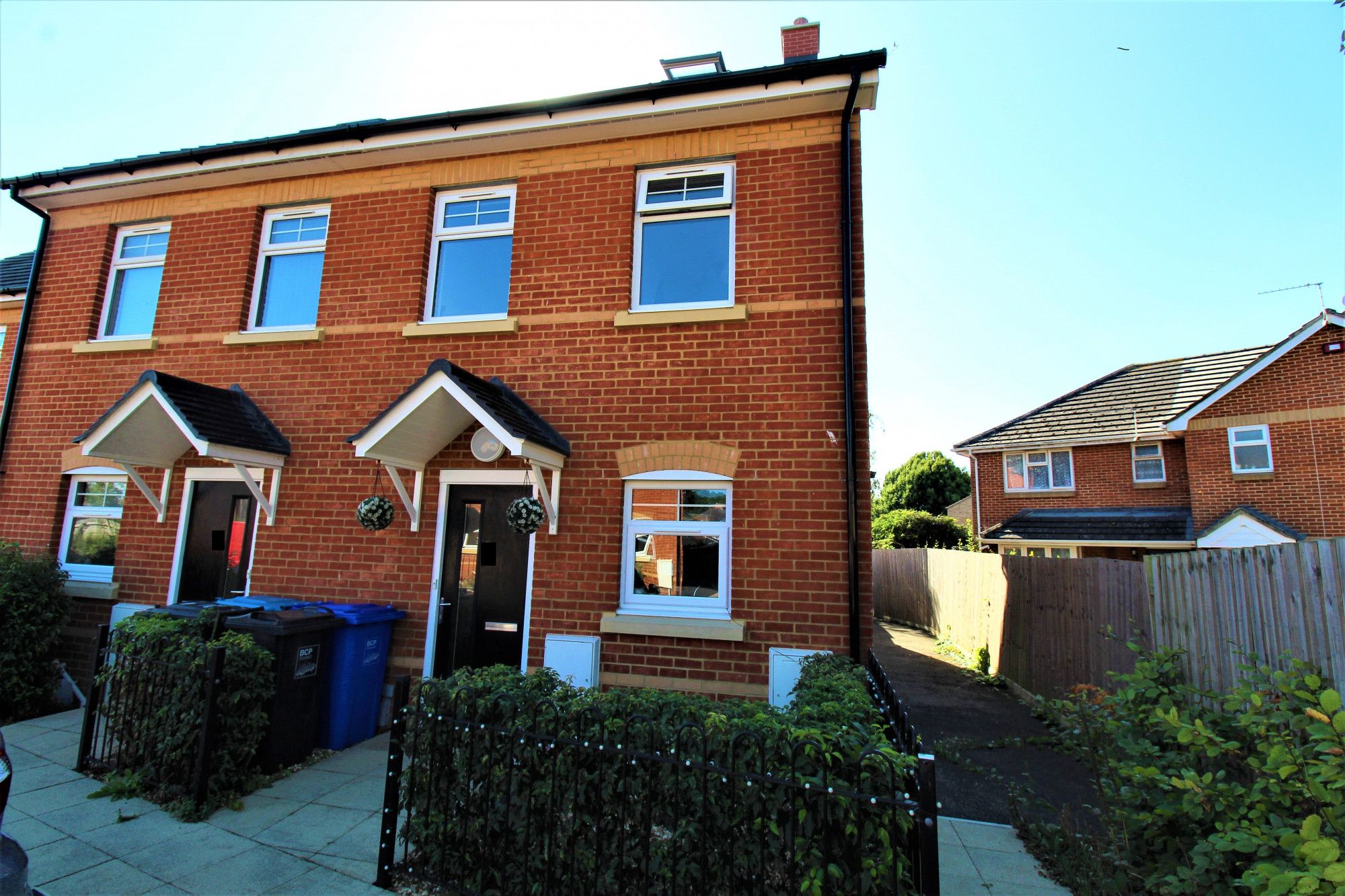 3 bed end terrace house for sale in Bayside Close, Hamworthy, Poole