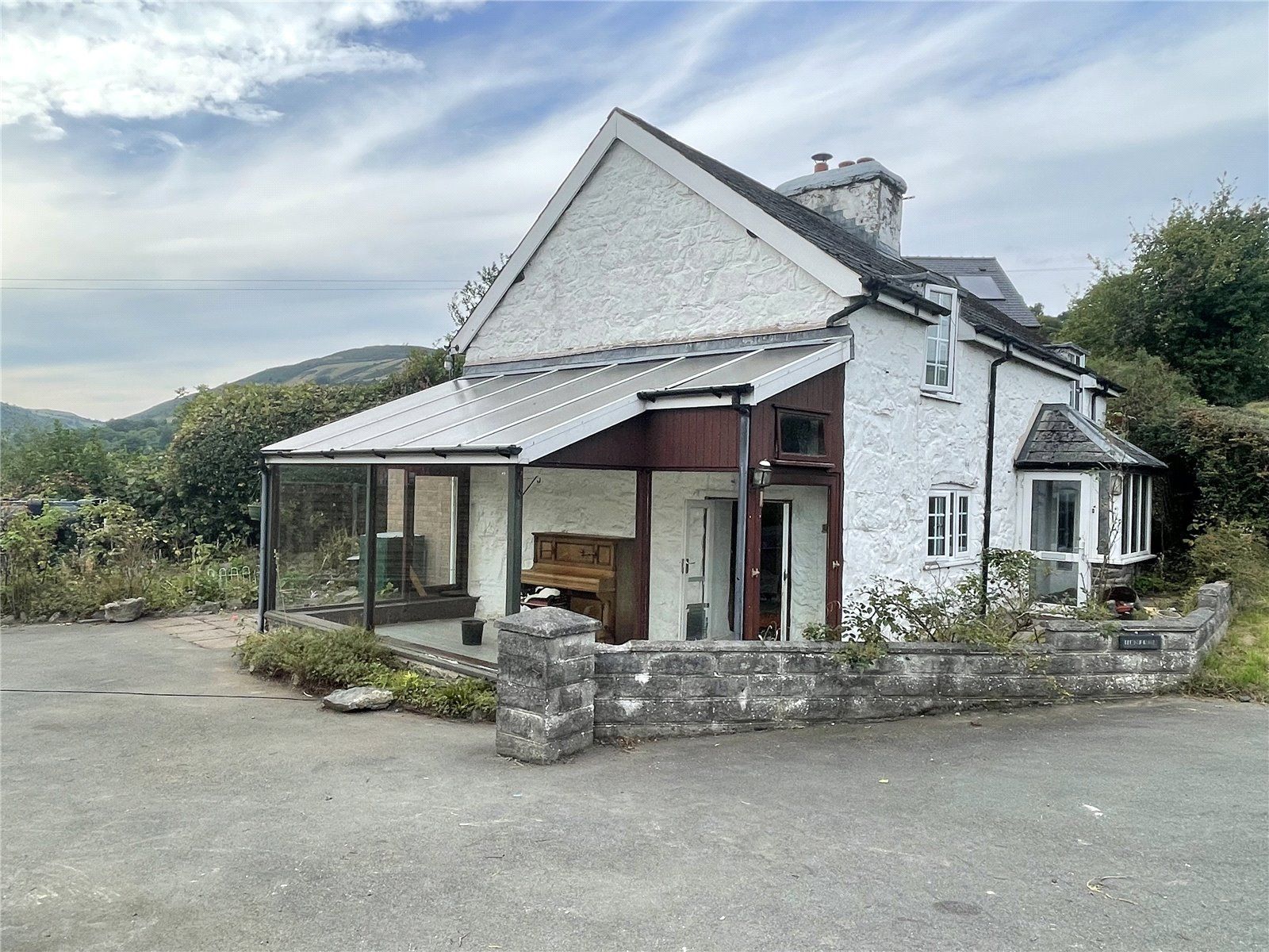 2 bed detached house for sale in Y Fan, Llanidloes, Powys SY18 Zoopla