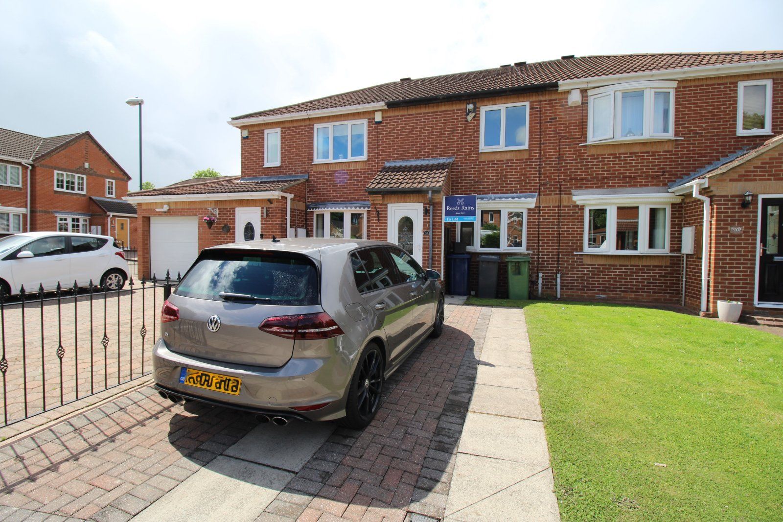 2 bed detached house to rent in Agincourt, Hebburn, Tyne And Wear NE31