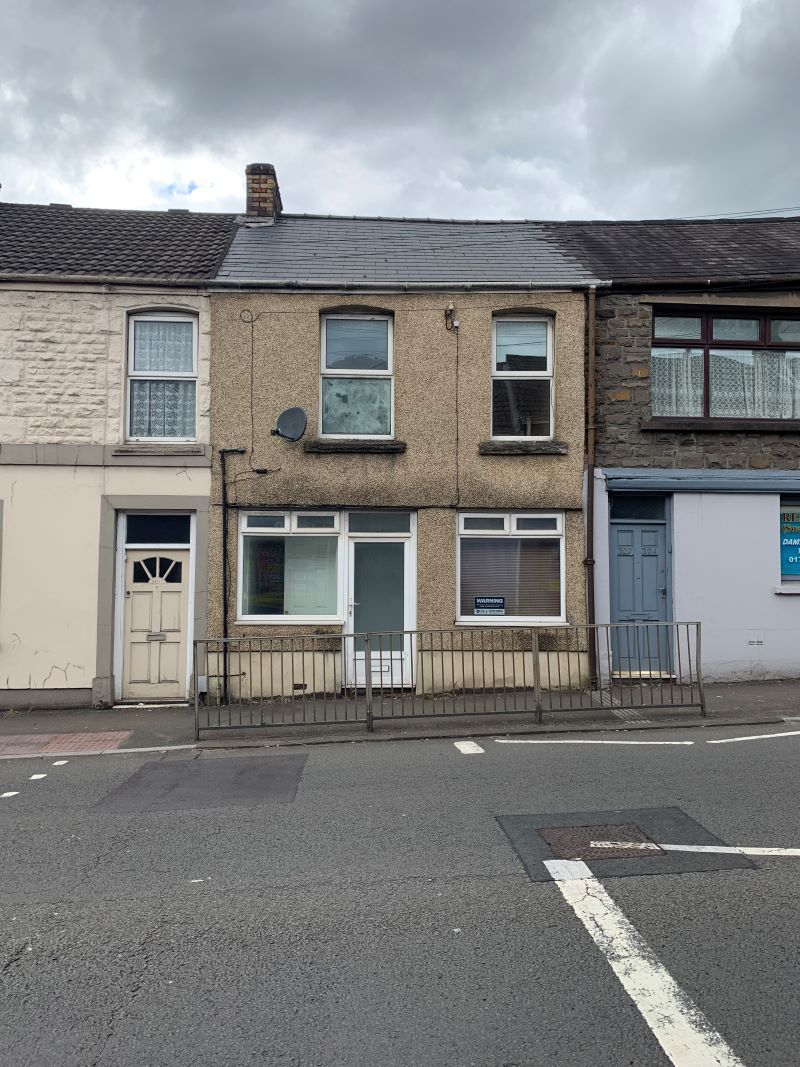 4 bed flat for sale in 300 Llangyfelach Road, Brynhyfryd, Swansea, West