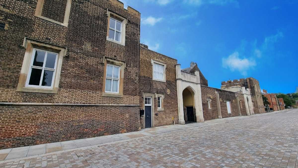 Ashmore Road, London, Woolwich SE18  