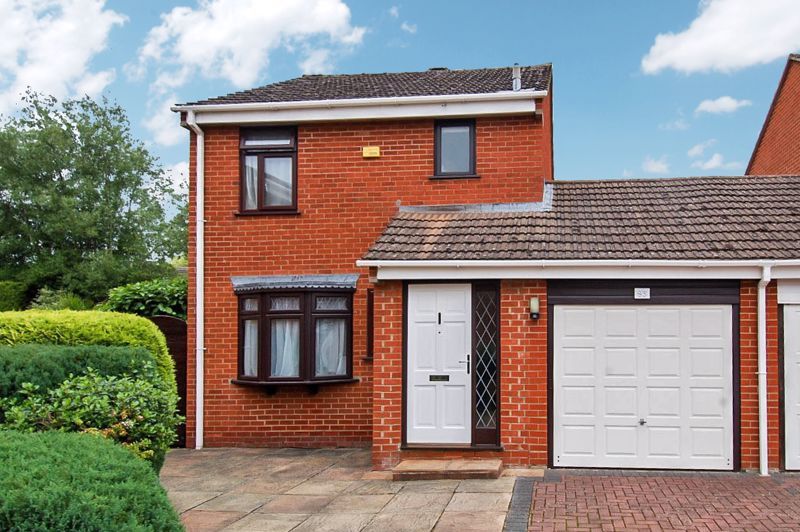 3 bed detached house for sale in Chorefields, Kidlington OX5 Zoopla