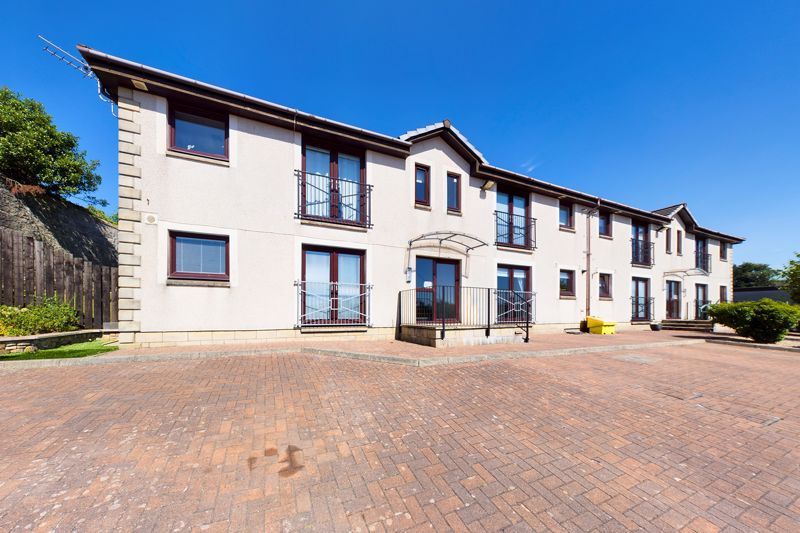 2 bed flat for sale in Carnwath Road, Carluke ML8 Zoopla