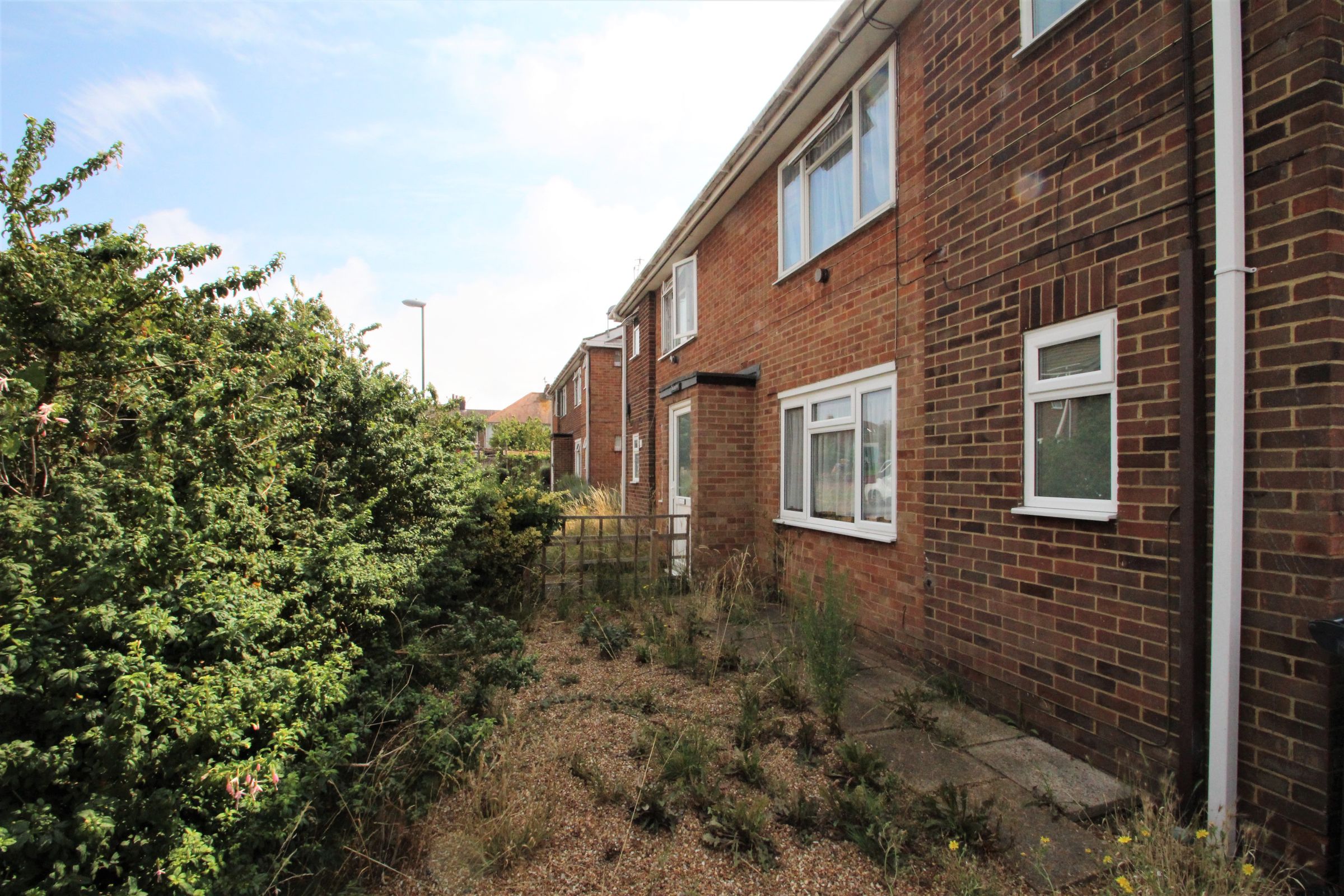 Studio to rent in Middle Road, Lancing BN15 Zoopla