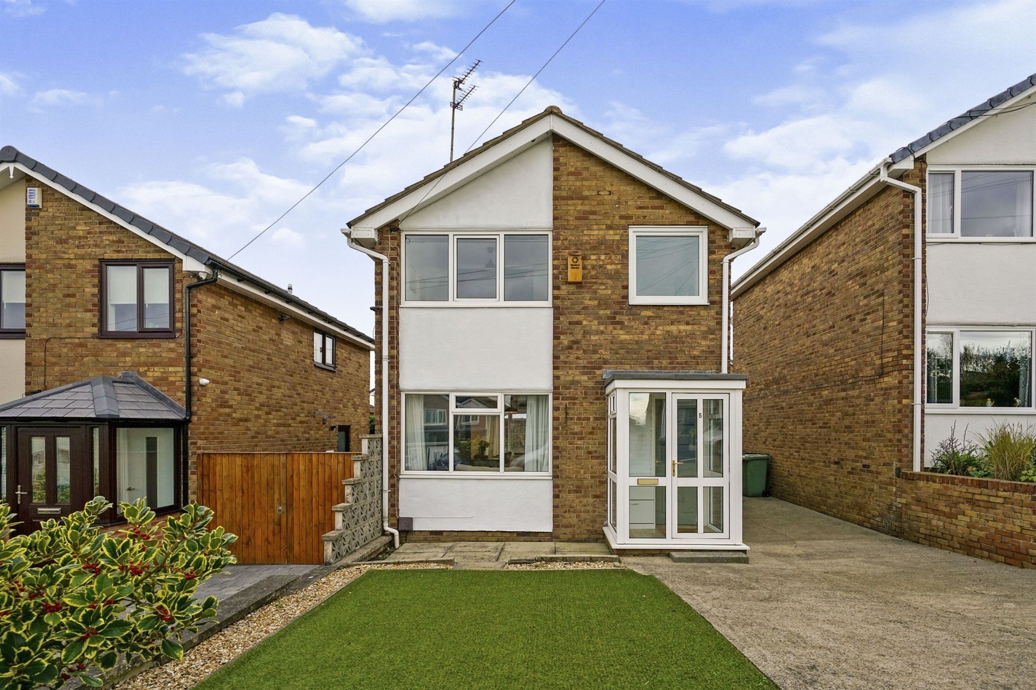 3 bed detached house for sale in Pondfields Crest, Kippax, Leeds LS25