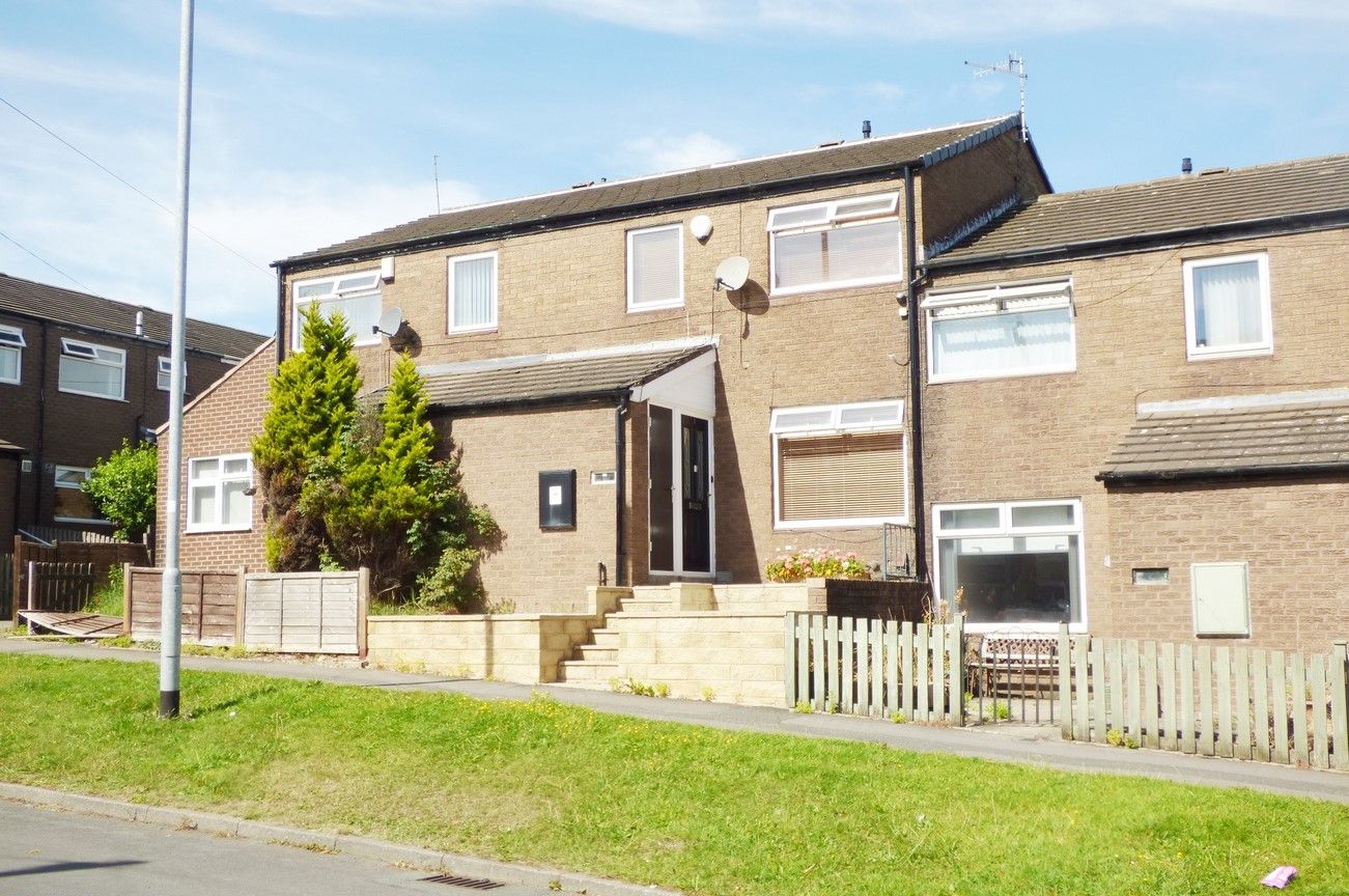 3 bed town house for sale in Bell Lane, Bramley, Leeds LS13 Zoopla