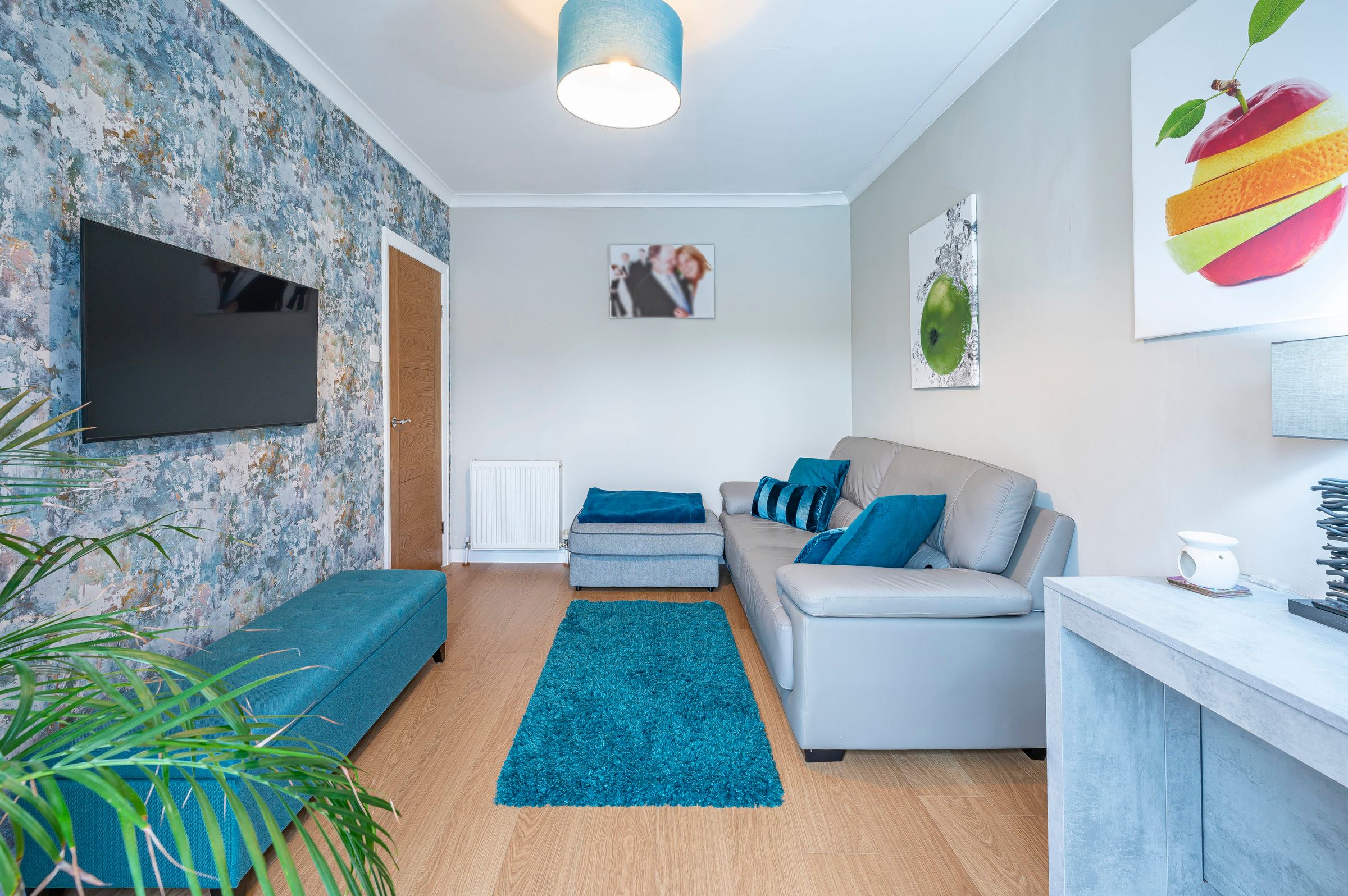 4 bed detached bungalow for sale in 104 Greenlees Road, Cambuslang